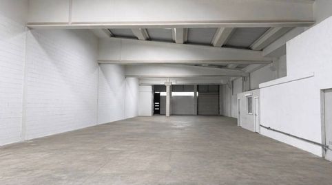 Foto 2 von Fabrikhallen zur Miete in Calle Saturn, Can Parellada, Terrassa