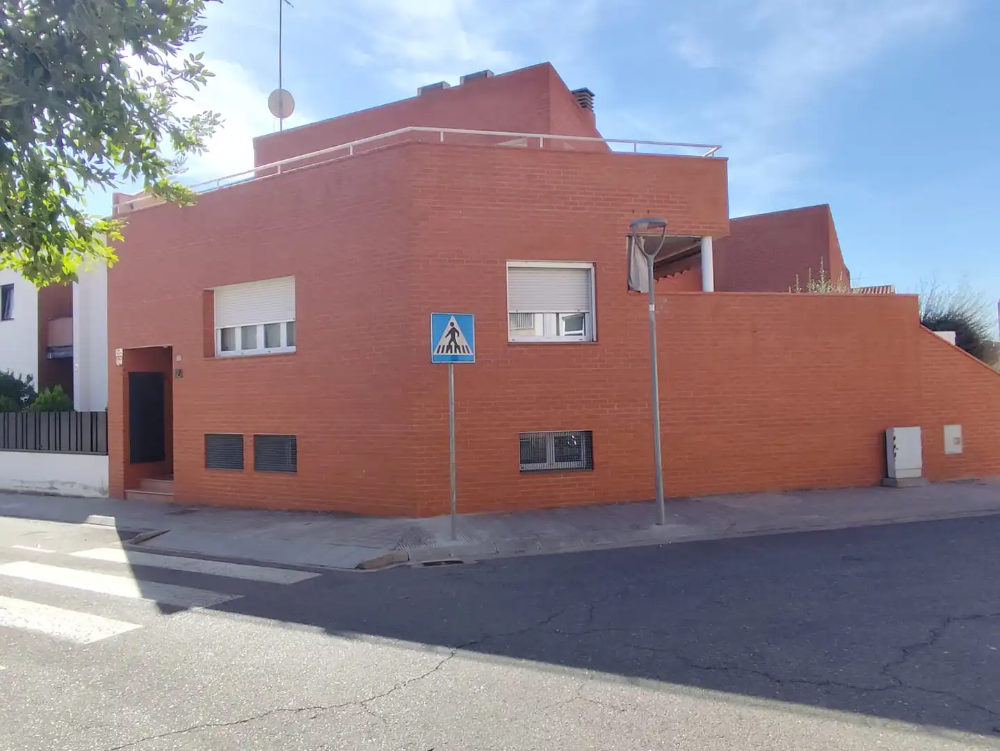 Casa amb jardí en venda a Carrer Pere El Gran 2, imagen 3