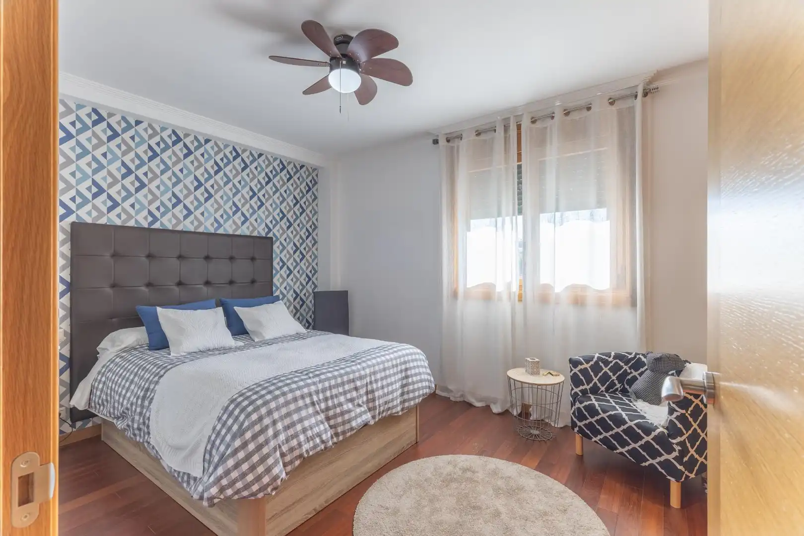 Habitación de Casa adosada en venta en Moaña con Calefacción, Terraza y Amueblado