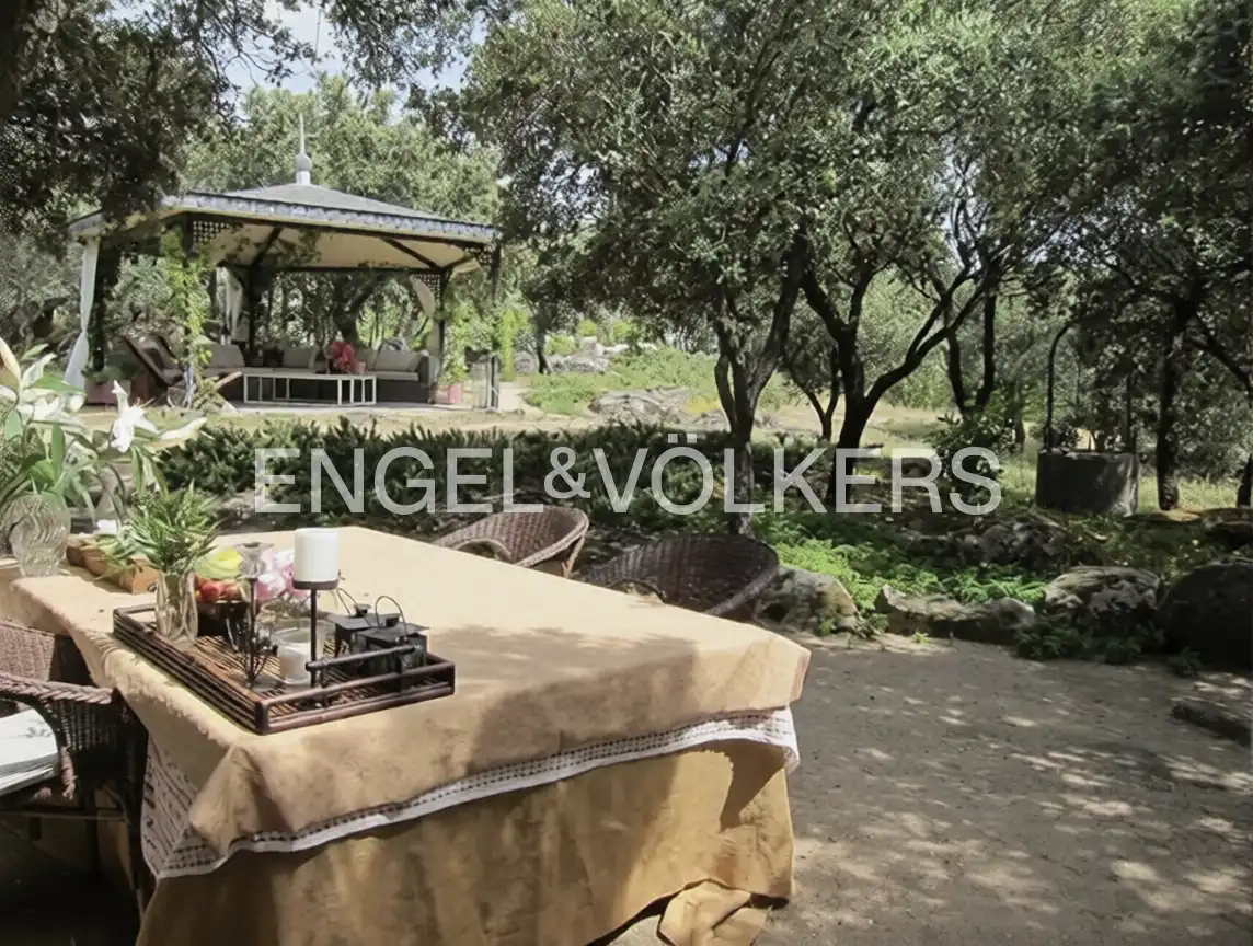 Terrassa de Finca rústica de lloguer en Alpedrete amb Aire condicionat, Calefacció i Jardí privat