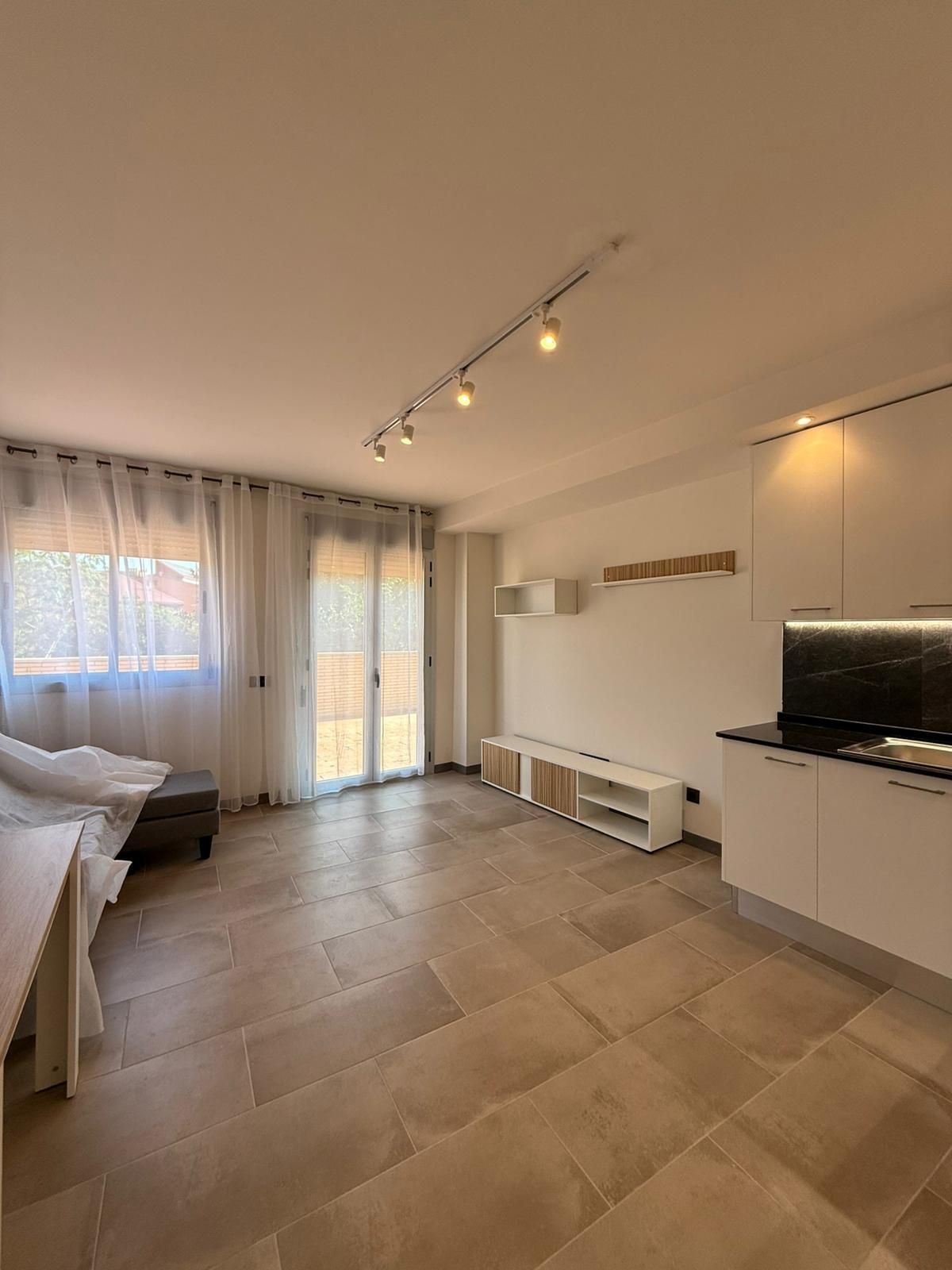 Sala d'estar de Apartament de lloguer en  Lleida Capital amb Aire condicionat i Moblat