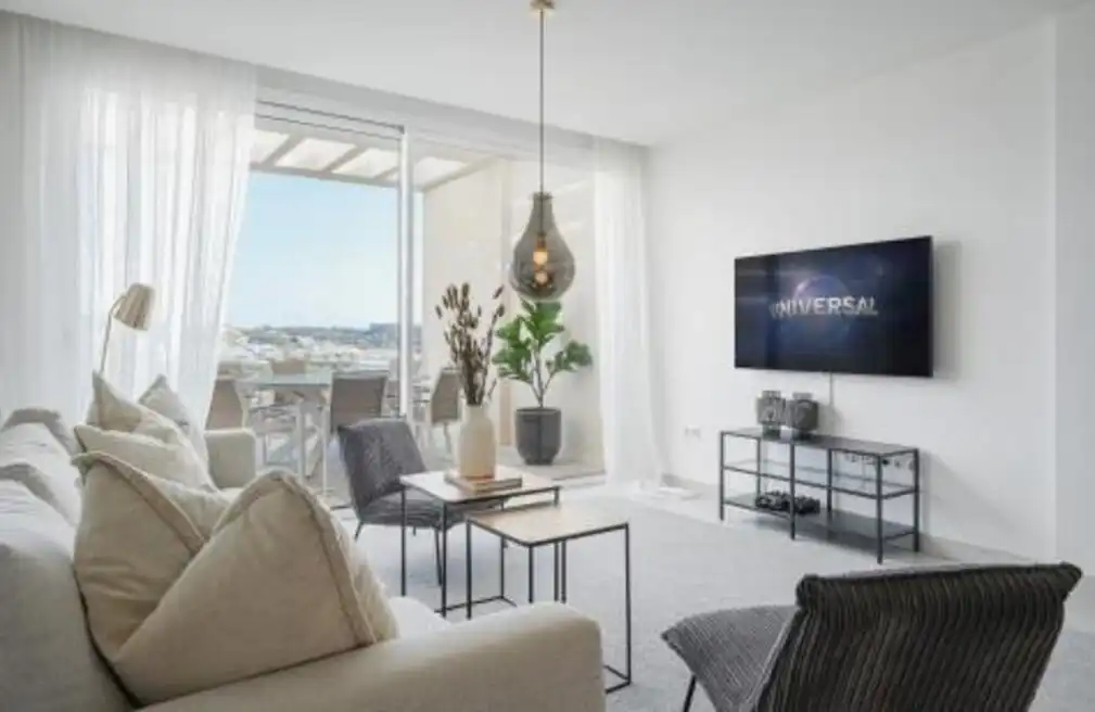 Apartamento con piscina en venta en El Faro de Calaburra - Chaparral, imagen 3