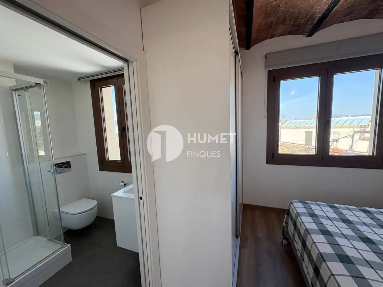 Habitación de Ático en venta en Barcelona con Aire acondicionado, Calefacción y Parquet