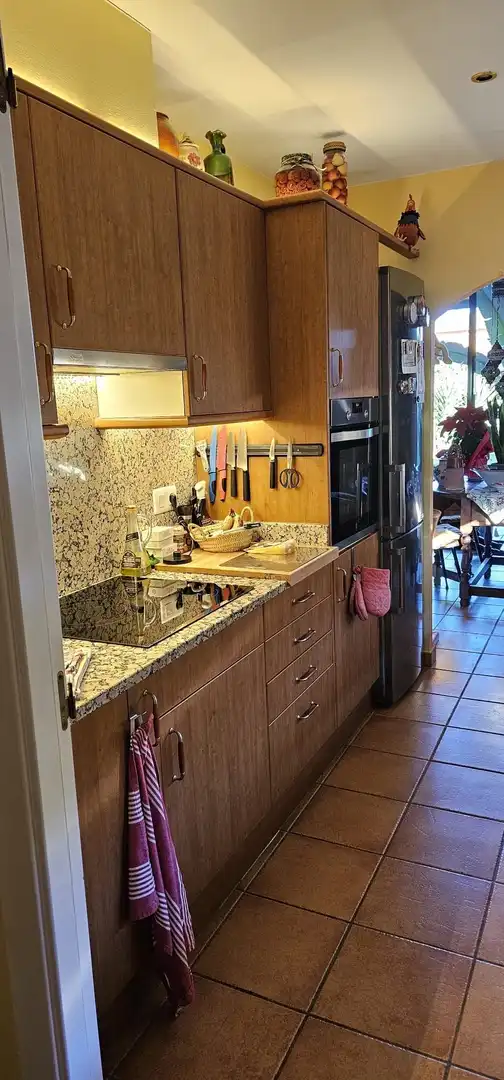 Cuina de Casa adosada en venda en Navata amb Aire condicionat, Calefacció i Traster