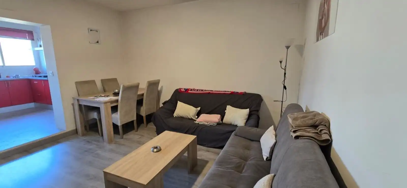 Sala d'estar de Casa o xalet en venda en Piedrabuena amb Aire condicionat i Moblat