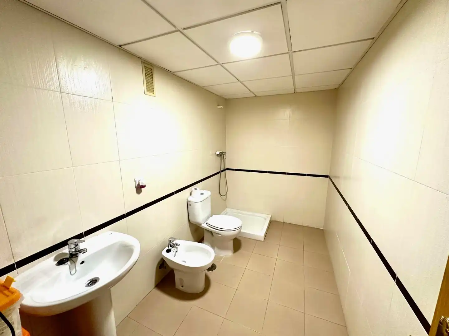 Baño de Piso en venta en Alicante / Alacant
