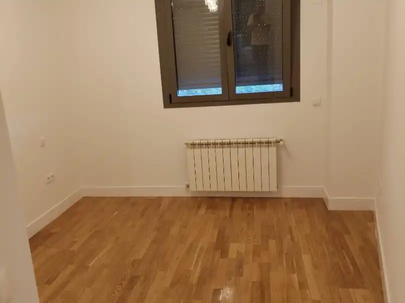 Bedroom of Flat for rent in Madrid  with Air Conditioner, Heating and Private garden