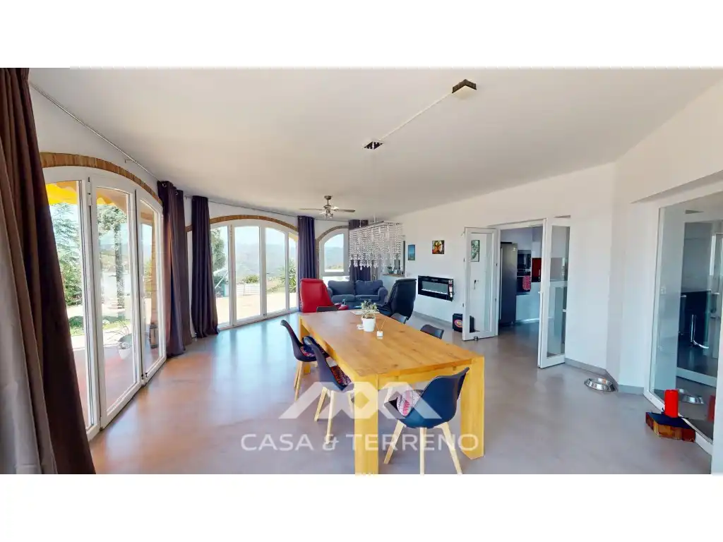 Menjador de Casa o xalet en venda en Vélez-Málaga amb Aire condicionat, Jardí privat i Terrassa