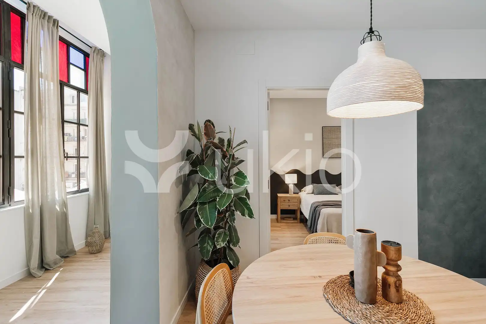 Dormitori de Apartament de lloguer en Barcelona amb Aire condicionat, Calefacció i Moblat
