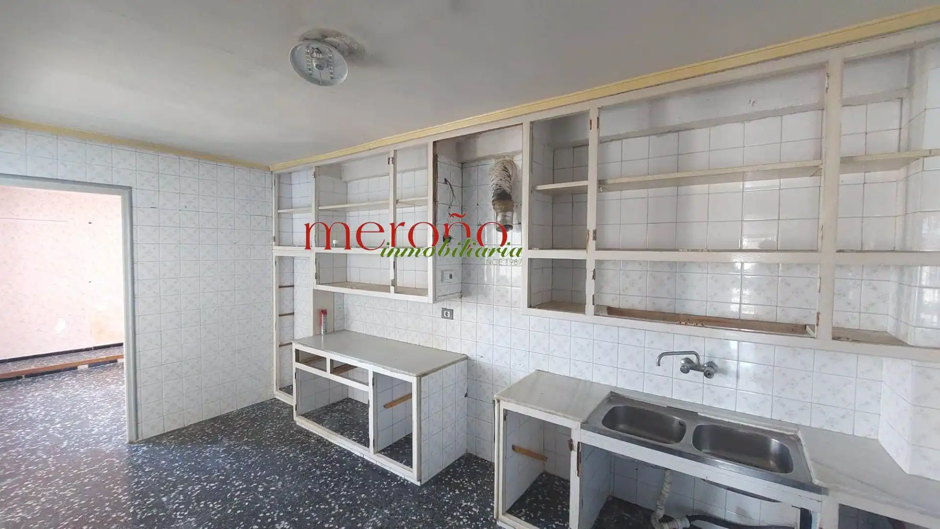 Cocina de Piso en venta en Elche / Elx con Trastero y Balcón