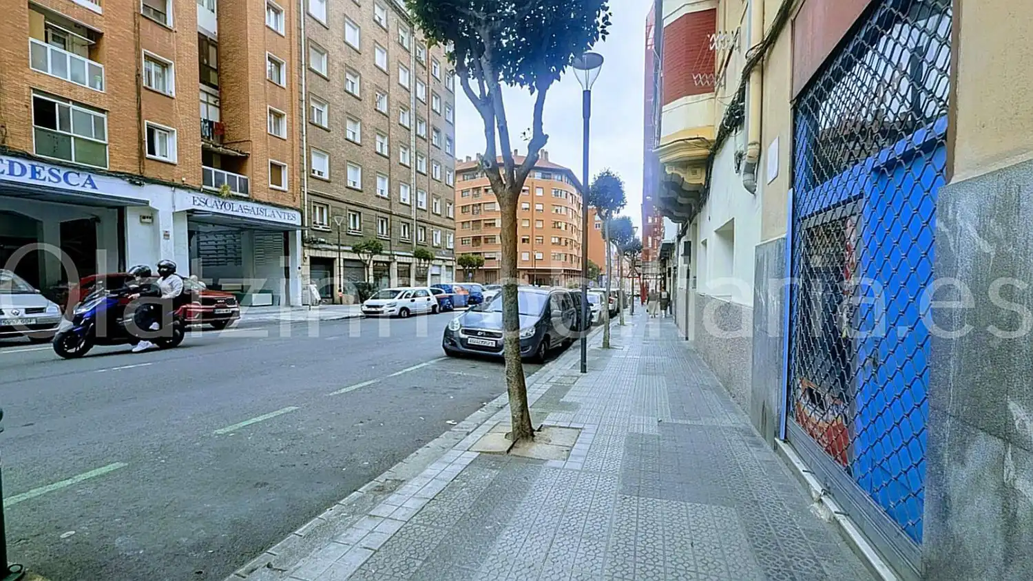 Vista exterior de Local en venta en Bilbao  con Aire acondicionado