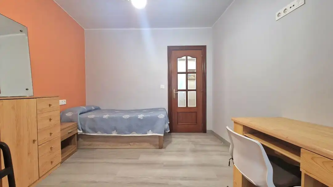 Schlafzimmer von Wohnung zur Miete in Donostia - San Sebastián  mit Heizung und Terrasse