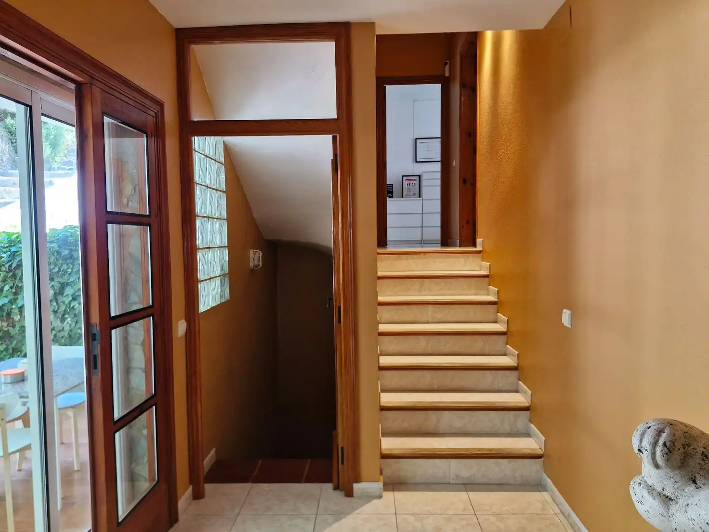 Houses for sale in Almoster  with Air Conditioner, Heating and Storage room