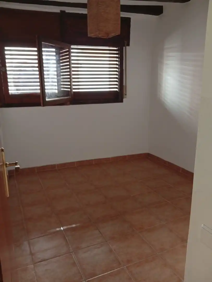 Habitación de Casa o chalet en venta en Montbrió del Camp con Horno, Lavadora y Alarma