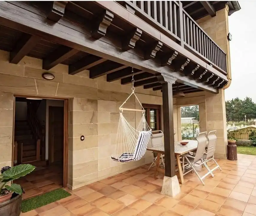 Terrassa de Casa o xalet en venda en Santander amb Calefacció, Jardí privat i Piscina