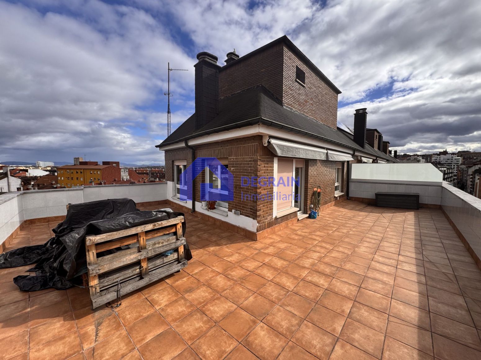 Terrace of Attic for sale in Oviedo   with Heating and Terrace