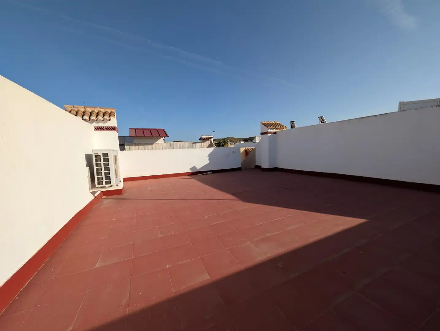 Terrassa de Casa adosada en venda en Mazarrón amb Aire condicionat, Jardí privat i Piscina comunitària
