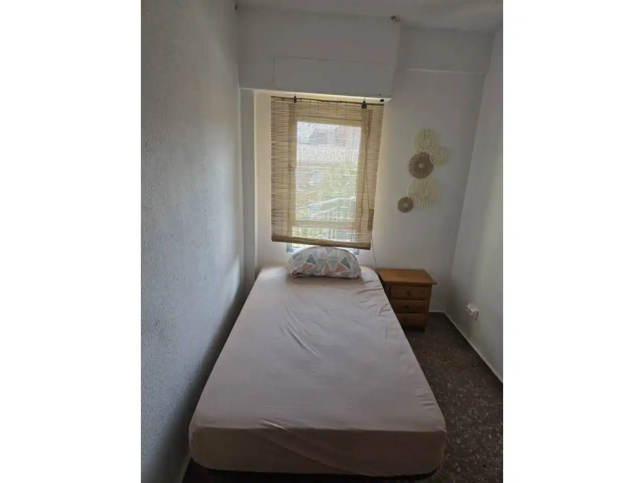 Habitación de Piso de alquiler en Cocentaina con Aire acondicionado y Amueblado