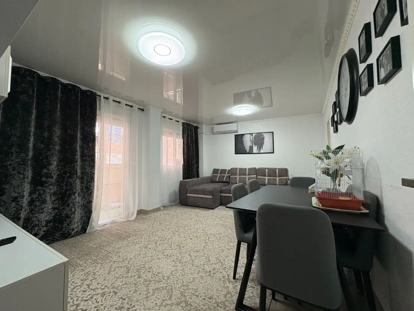 Apartamento con terraza en venta en Avenida de las Cortes Valencianas 3, imagen 3