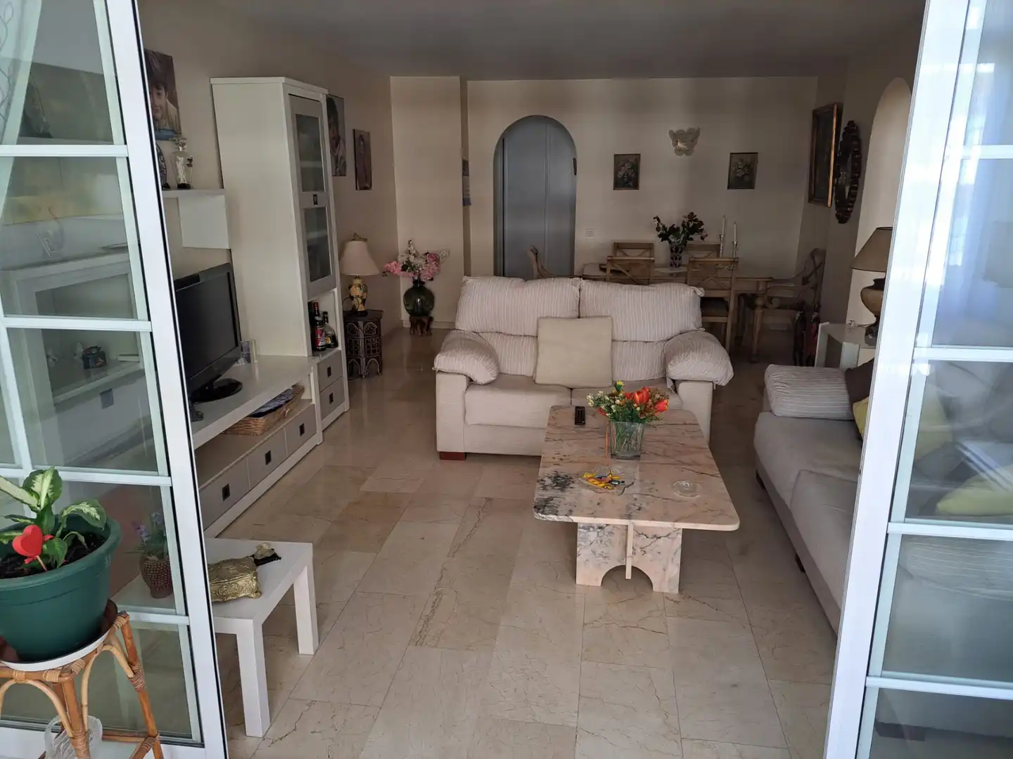 Living room of Flat for sale in Fuengirola  with Air Conditioner, Heating and Terrace