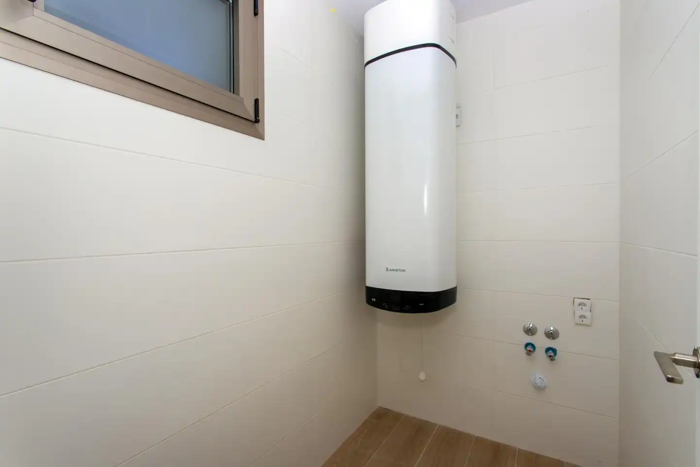 Bathroom of Flat for sale in Santa Pola  with Air Conditioner, Terrace and Swimming Pool