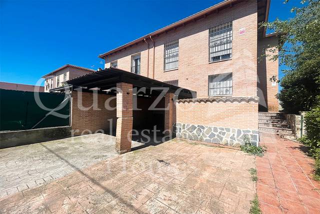 Casa-chalet en Venta en Las Ventas de Retamosa