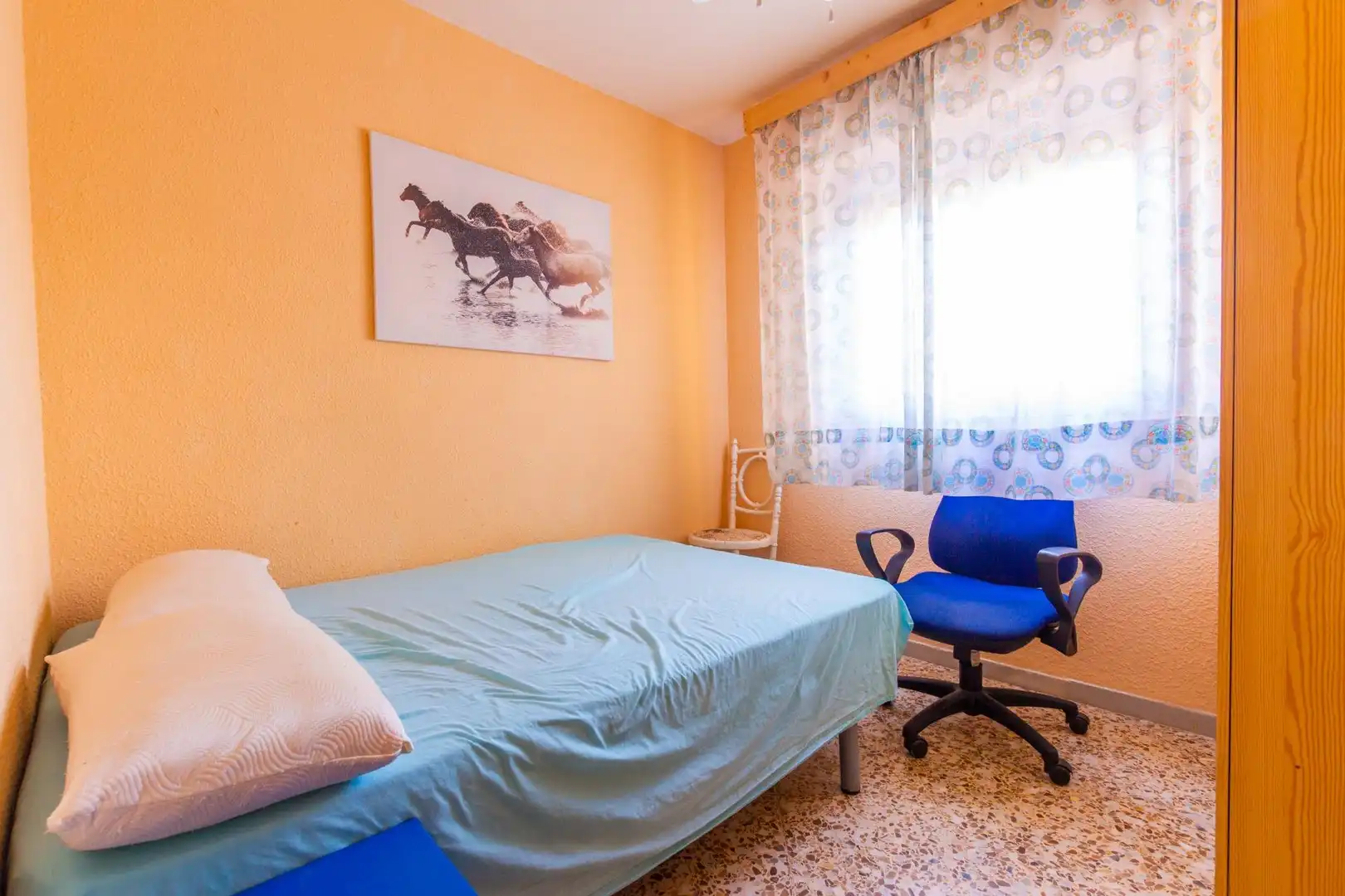 Habitación de Piso en venta en Águilas con Terraza, Amueblado y Balcón