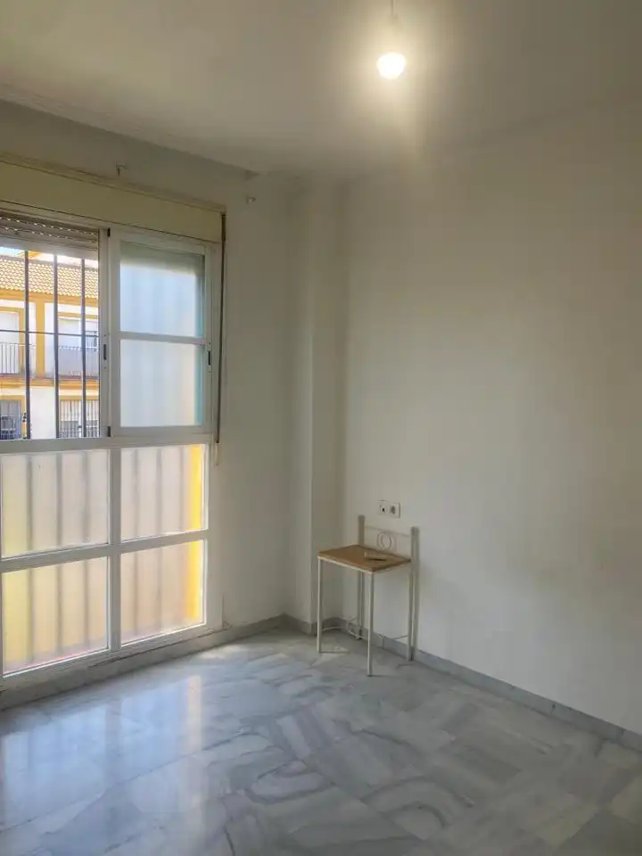 Habitación de Piso en venta en Dos Hermanas