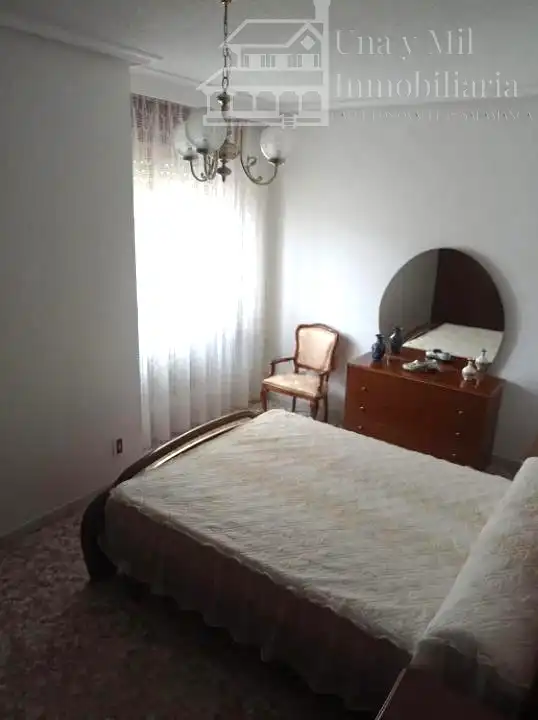 Habitación de Piso en venta en Guijuelo con Calefacción, Trastero y Amueblado