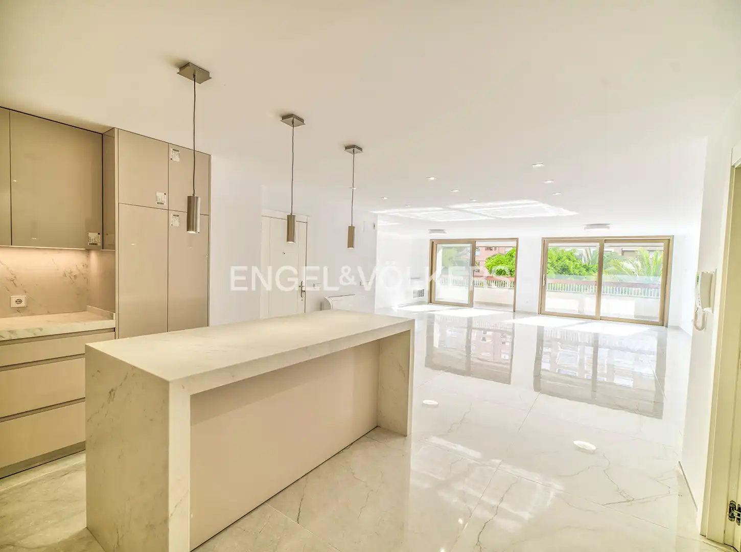 Cocina de Piso en venta en Alicante / Alacant con Aire acondicionado, Calefacción y Terraza