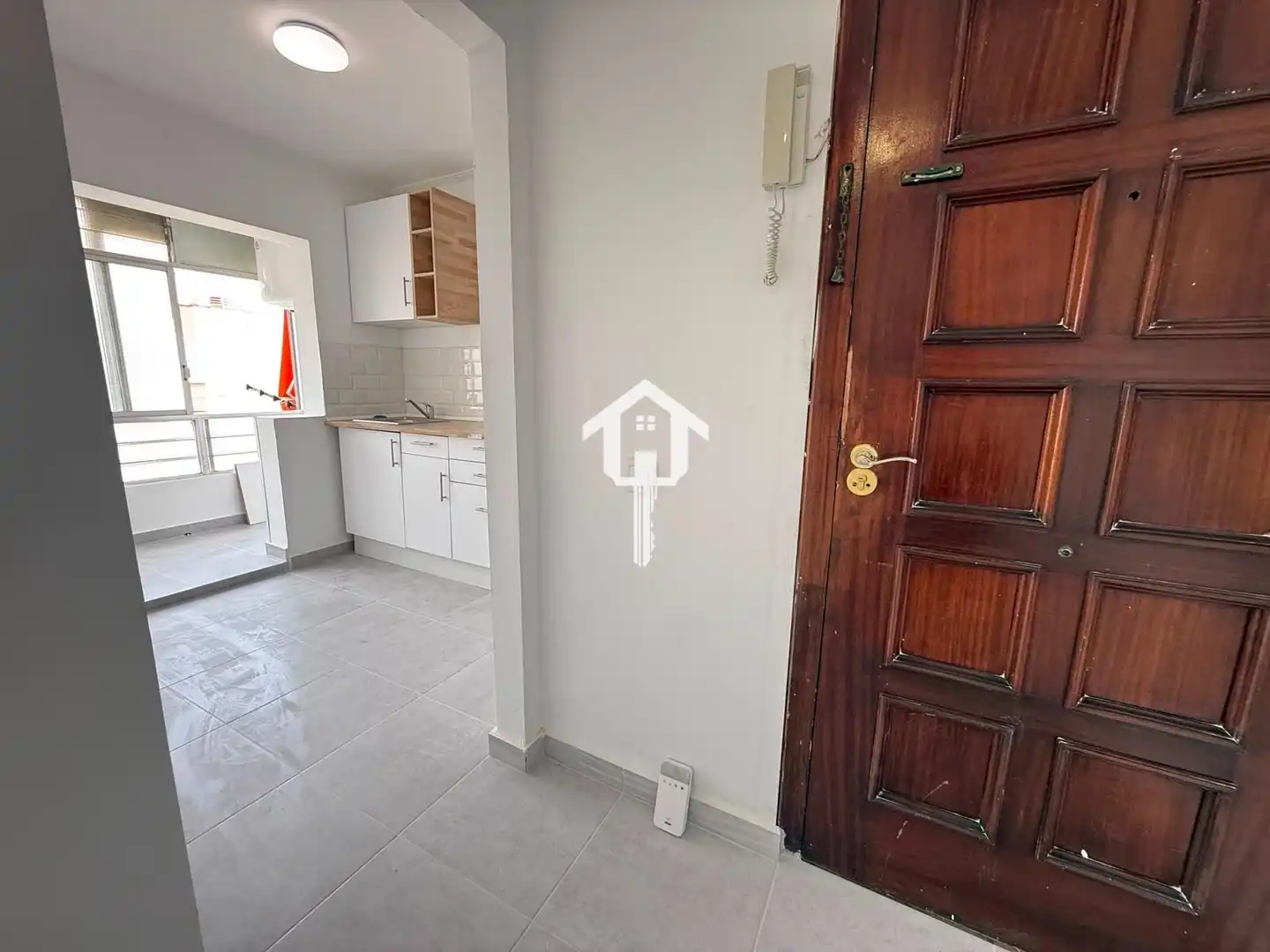 Flat with terrace for sale in Calle BENICHEMBLA, imagen 2