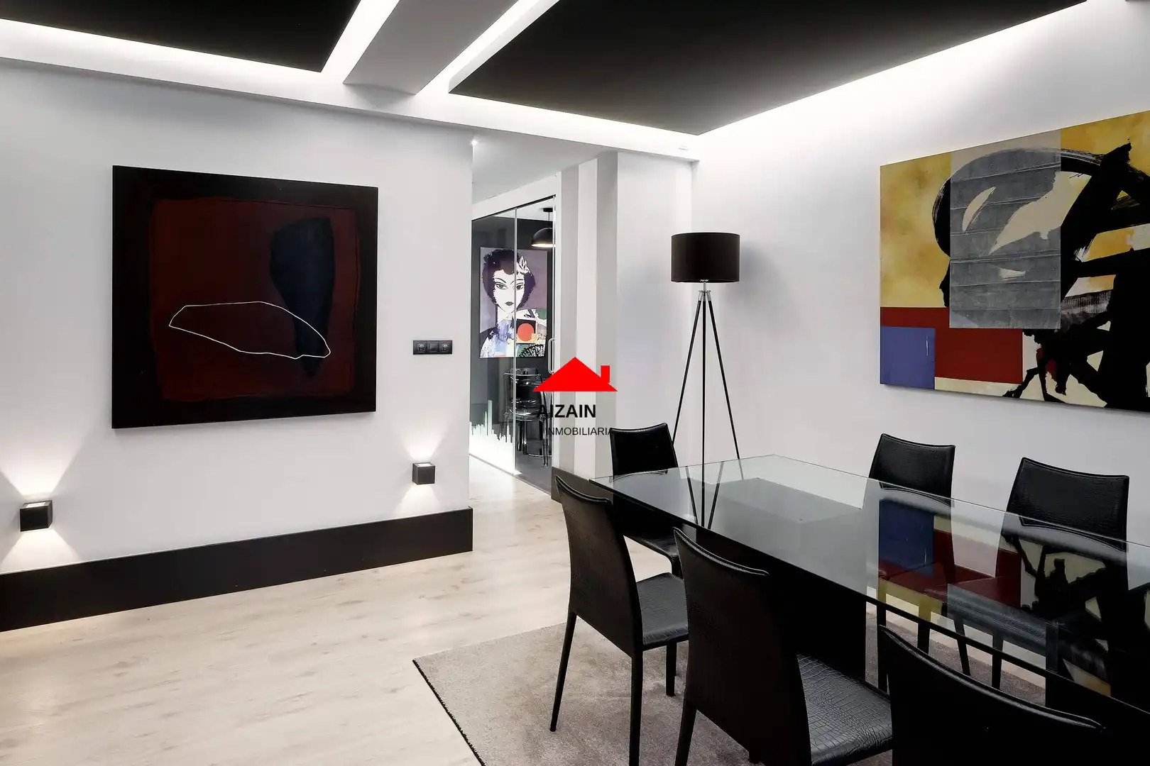 Comedor de Piso en venta en Bilbao  con Calefacción y Trastero