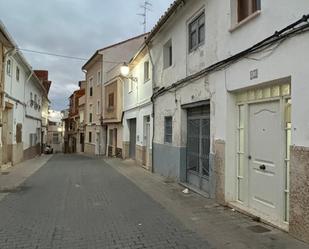 Vista exterior de Casa o xalet en venda en Chiva amb Calefacció