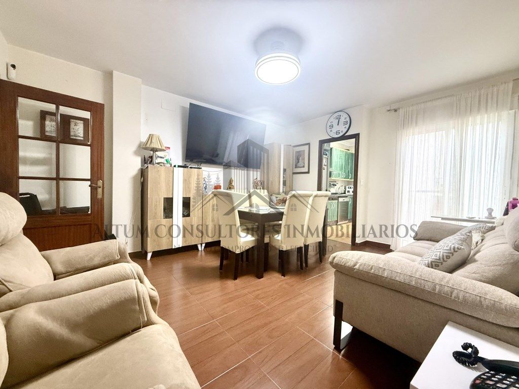 Sala d'estar de Casa o xalet en venda en Utrera