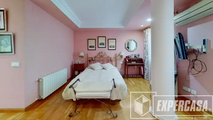 Bedroom of Flat for sale in Campanar