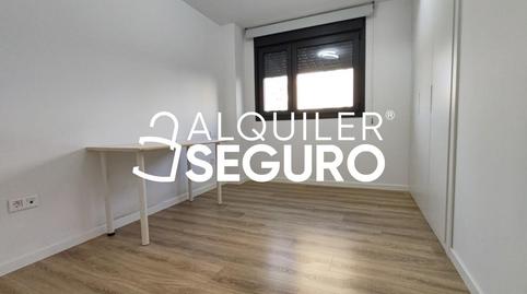 Photo 3 of Flat to rent in Médico Pedro Orts, Paus - Poligono San Blas, Alicante