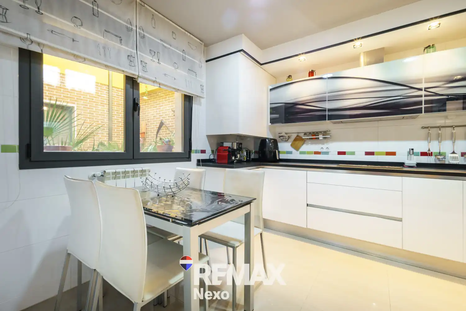 Cocina de Casa adosada en venta en Cigales con Calefacción, Jardín privado y Terraza