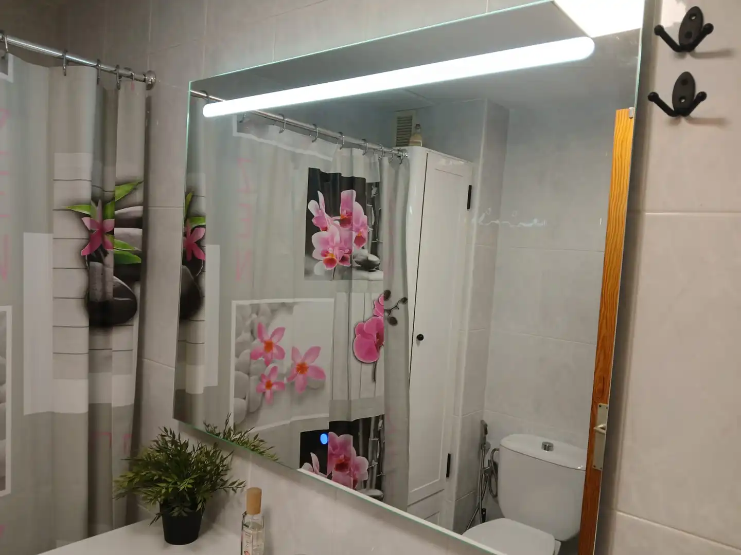 Baño de Piso en venta en Tavernes de la Valldigna con Aire acondicionado, Calefacción y Jardín privado