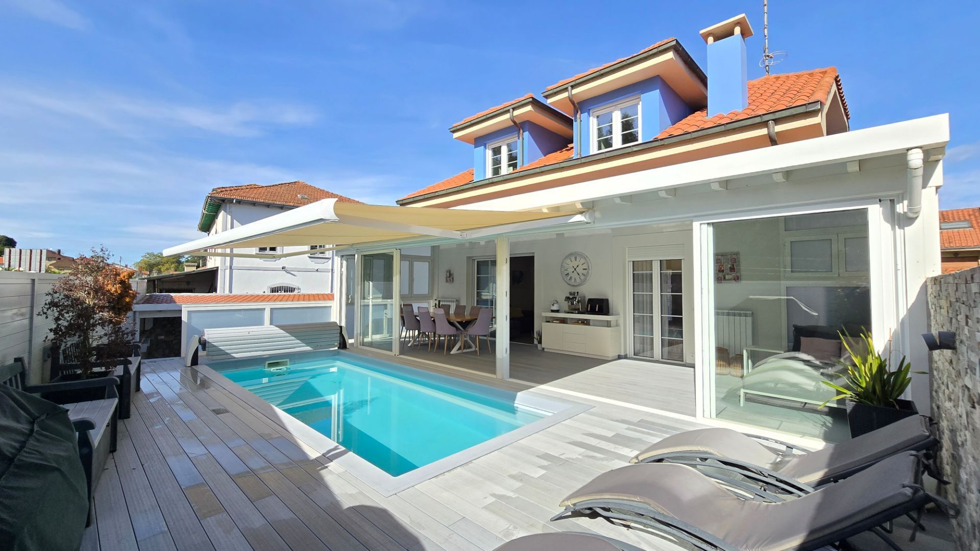 Piscina de Casa o xalet en venda en Llanes amb Calefacció, Jardí privat i Terrassa