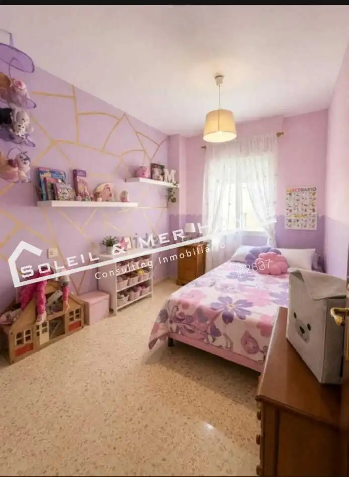 Piso con ascensor en venta en Calle del Quiebro, imagen 9