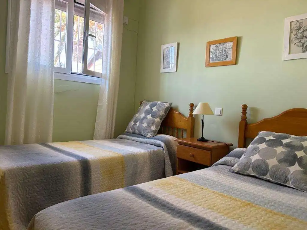 Dormitori de Casa o xalet en venda en Castellón de la Plana / Castelló de la Plana amb Terrassa i Moblat