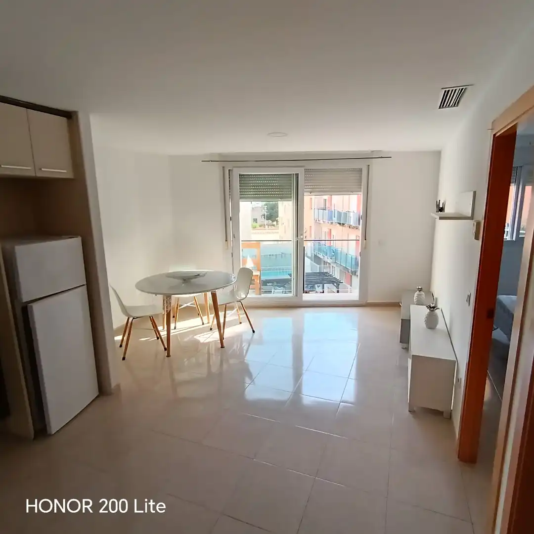 Wohnzimmer von Wohnung zur Miete in Benicarló mit Klimaanlage, Heizung und Ofen