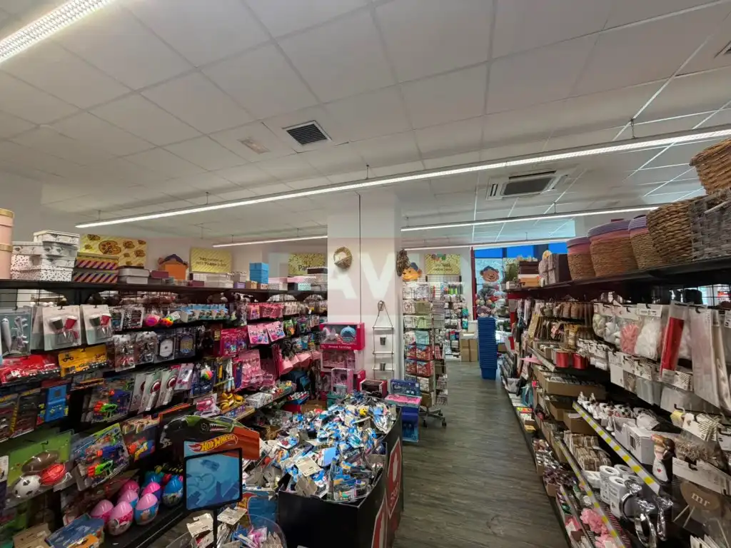 Local comercial en alquiler en Calle Verdi, imagen 6