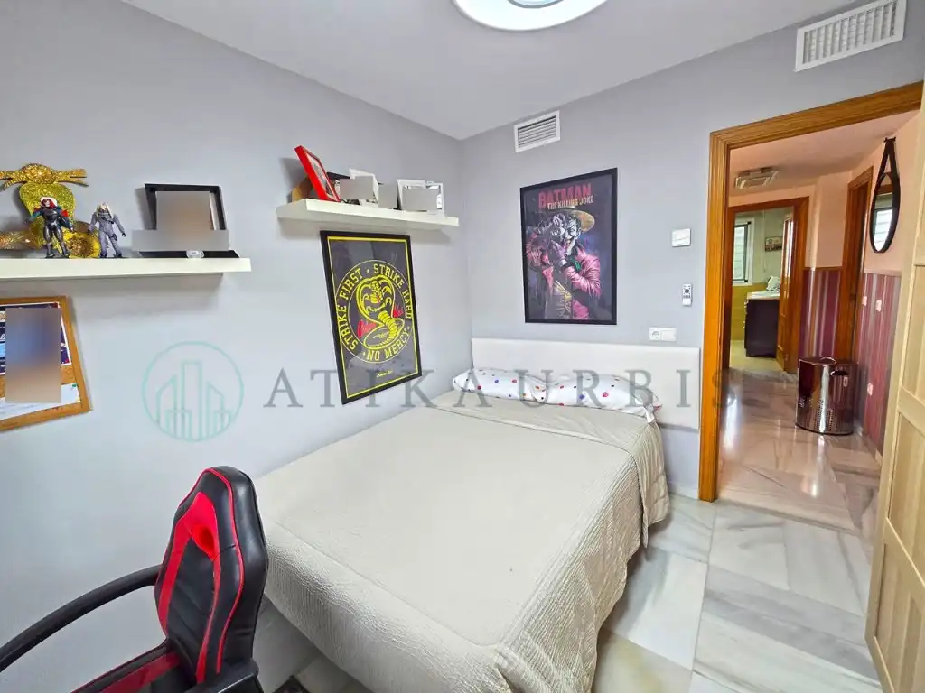 Bedroom of Houses for sale in Málaga  with Air Conditioner and Terrace