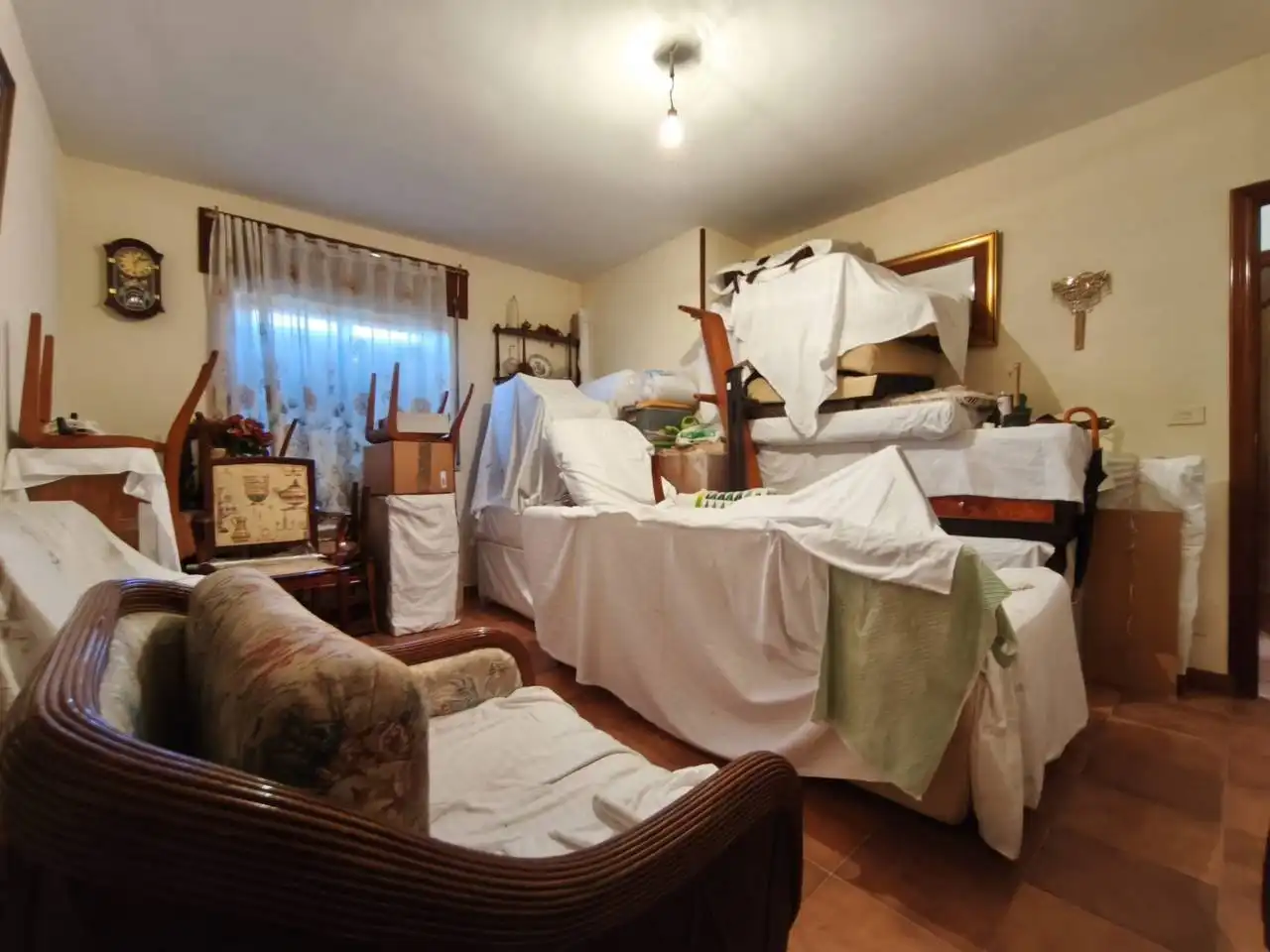 Bedroom of Houses for sale in Pedrosa de Río Úrbel  with Heating and Parquet flooring