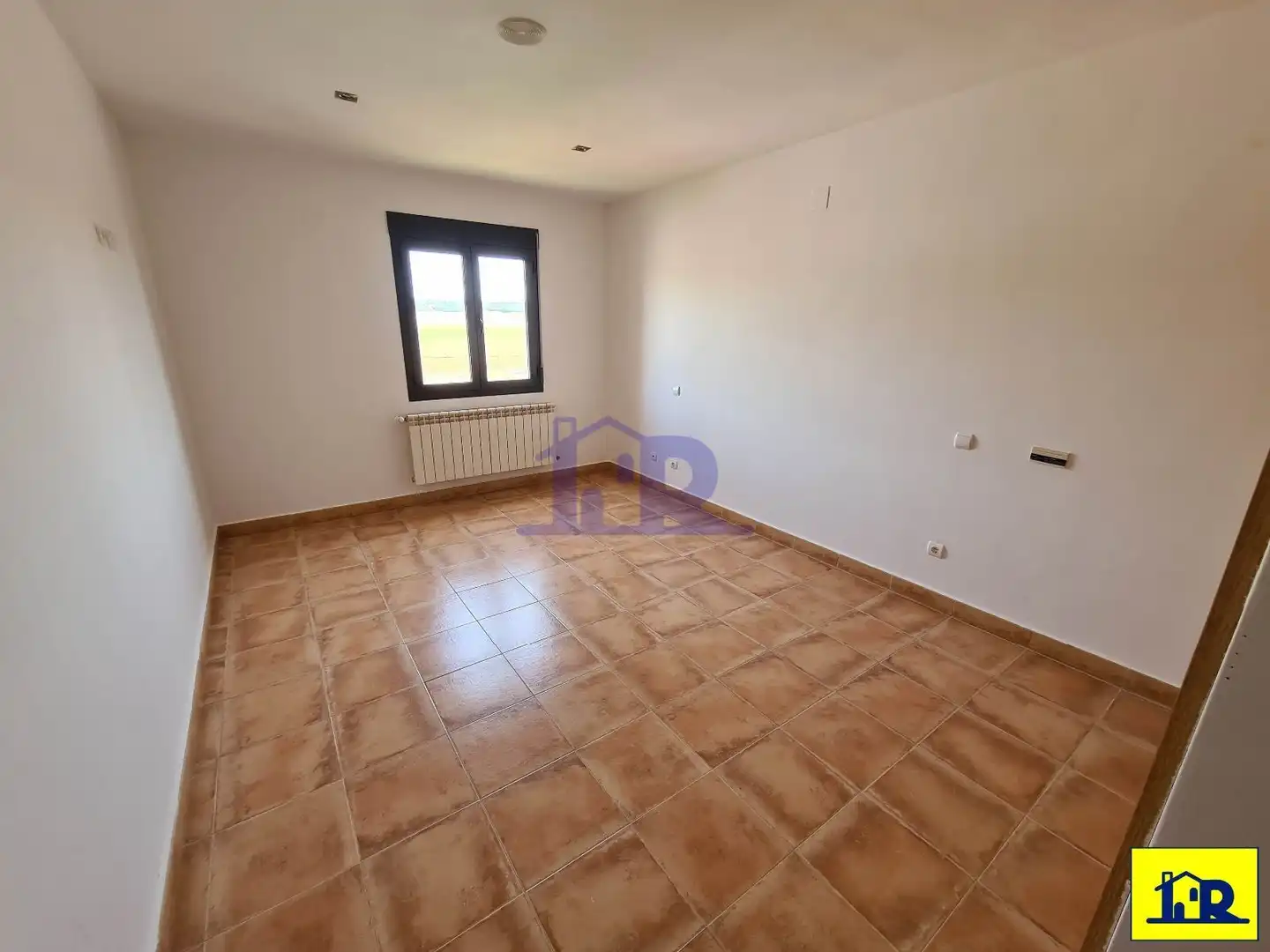 Casa adosada en venda en Villar de Olalla amb Calefacció, Jardí privat i Terrassa