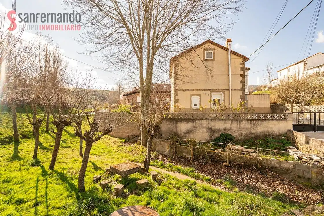 Casa o xalet en venda en Campoo de Enmedio amb Calefacció, Jardí privat i Terrassa