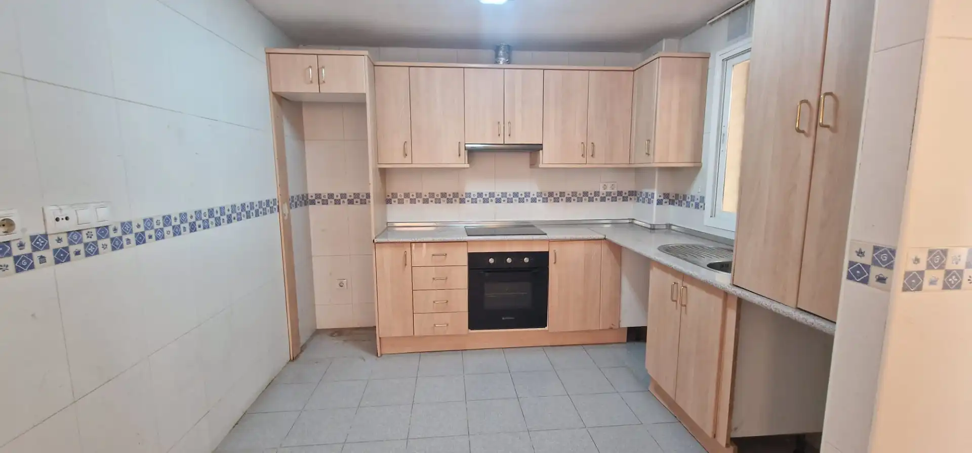 Kitchen of Flat for sale in Benalmádena  with Terrace
