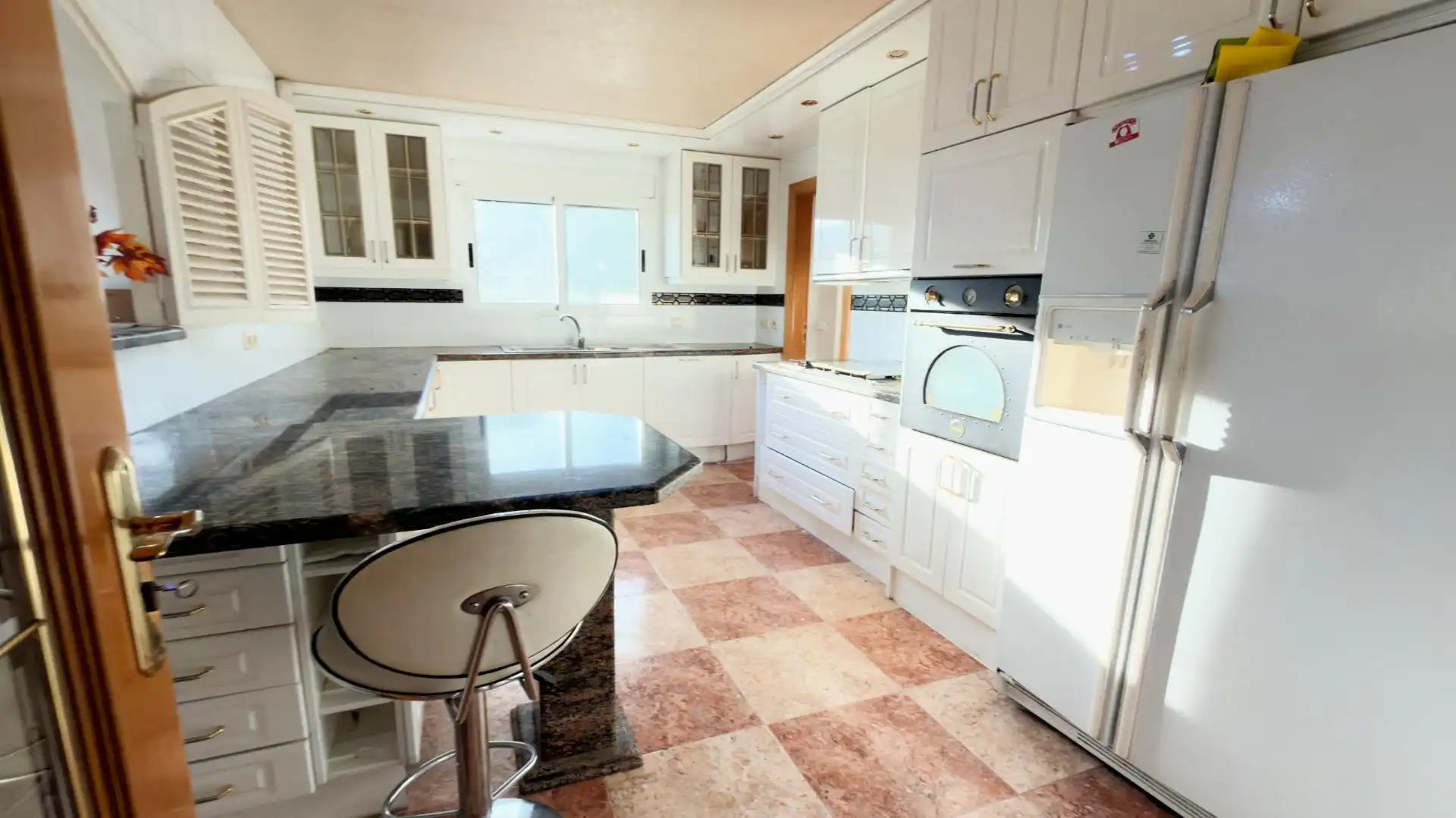 Cocina de Casa o chalet en venta en La Nucia con Aire acondicionado, Jardín privado y Terraza