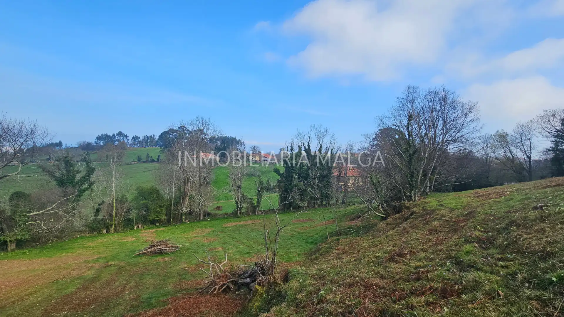 Residential for sale in Caravia
